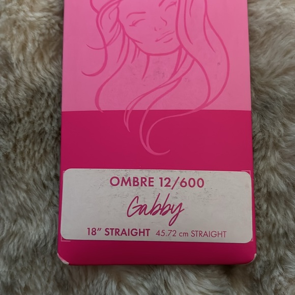 BNIB Babe tape in seamless hair extensions - Picture 3 of 6